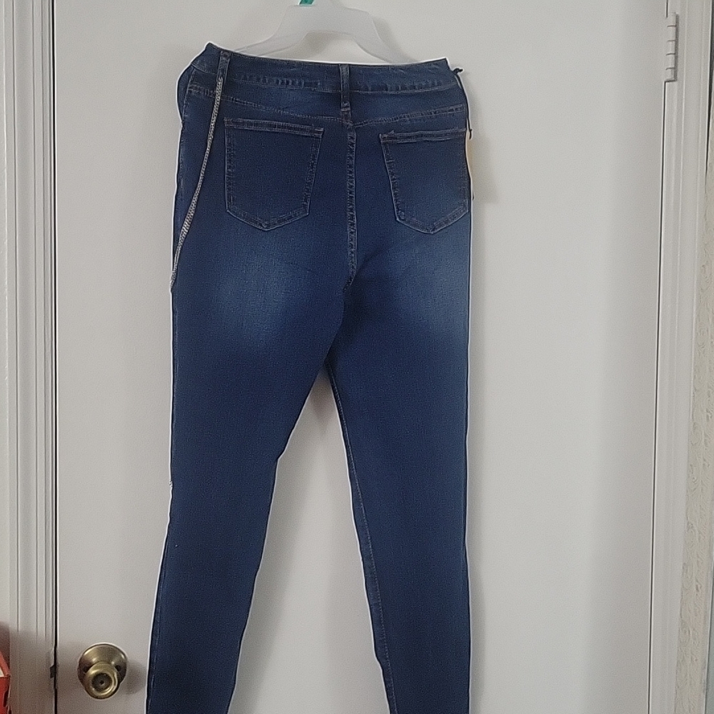 Jean pants